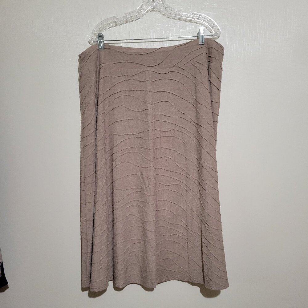 Dress Barn Woman Lined Skirt - Picture 2 of 3